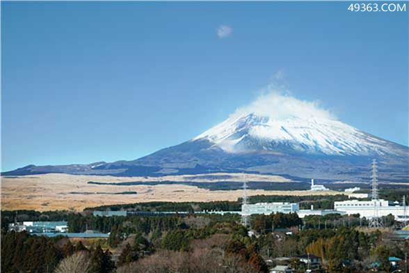 富士山火山爆发最新消息 距离中国仅2036公里(1)
