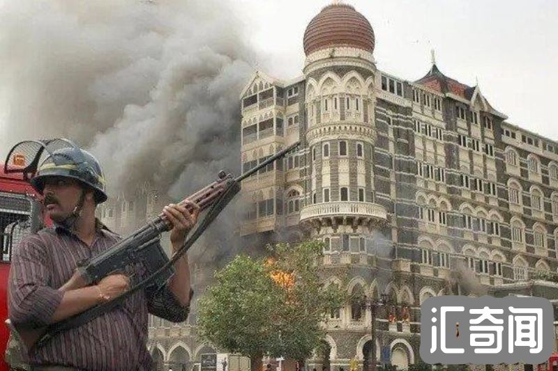 孟买酒店恐怖袭击事件(孟买酒店的一场惨无人道的大屠杀)(2)