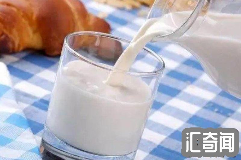 喝牛奶记住4个最佳时间（喝牛奶的正确时间有助于吸收营养睡眠）(4)