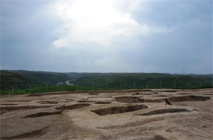 陕西发现一座千年古墓 有着非常多精美文物留存(1)